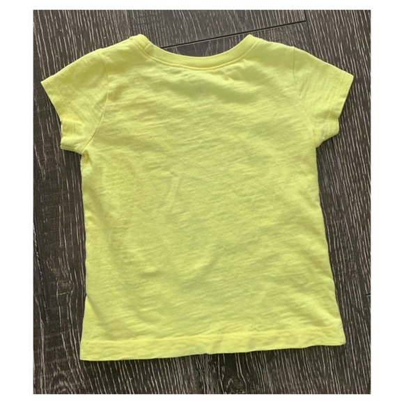 Carter’s 2T Yellow Tee come with matching colorful heart shorts - Picture 4 of 4